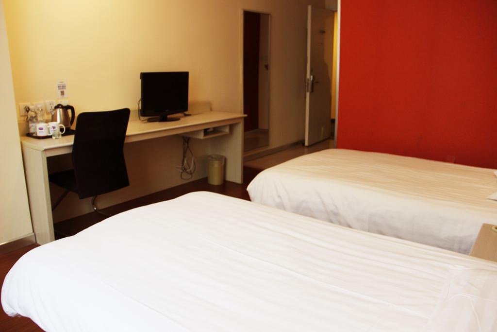 Hanting Hotel Tianjin Youyi Road Quarto foto